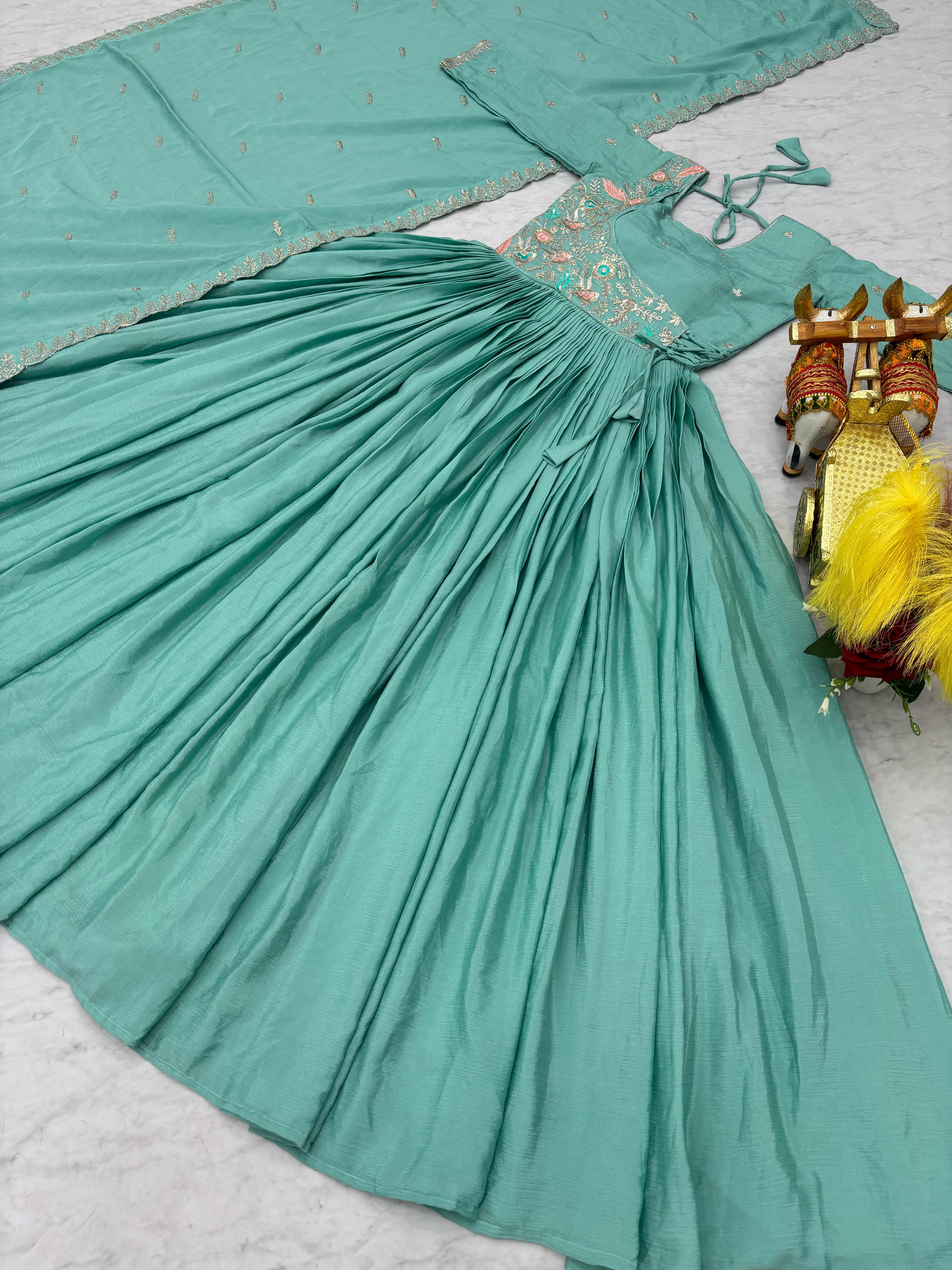 Buy Latest Designer Gowns For Women Online