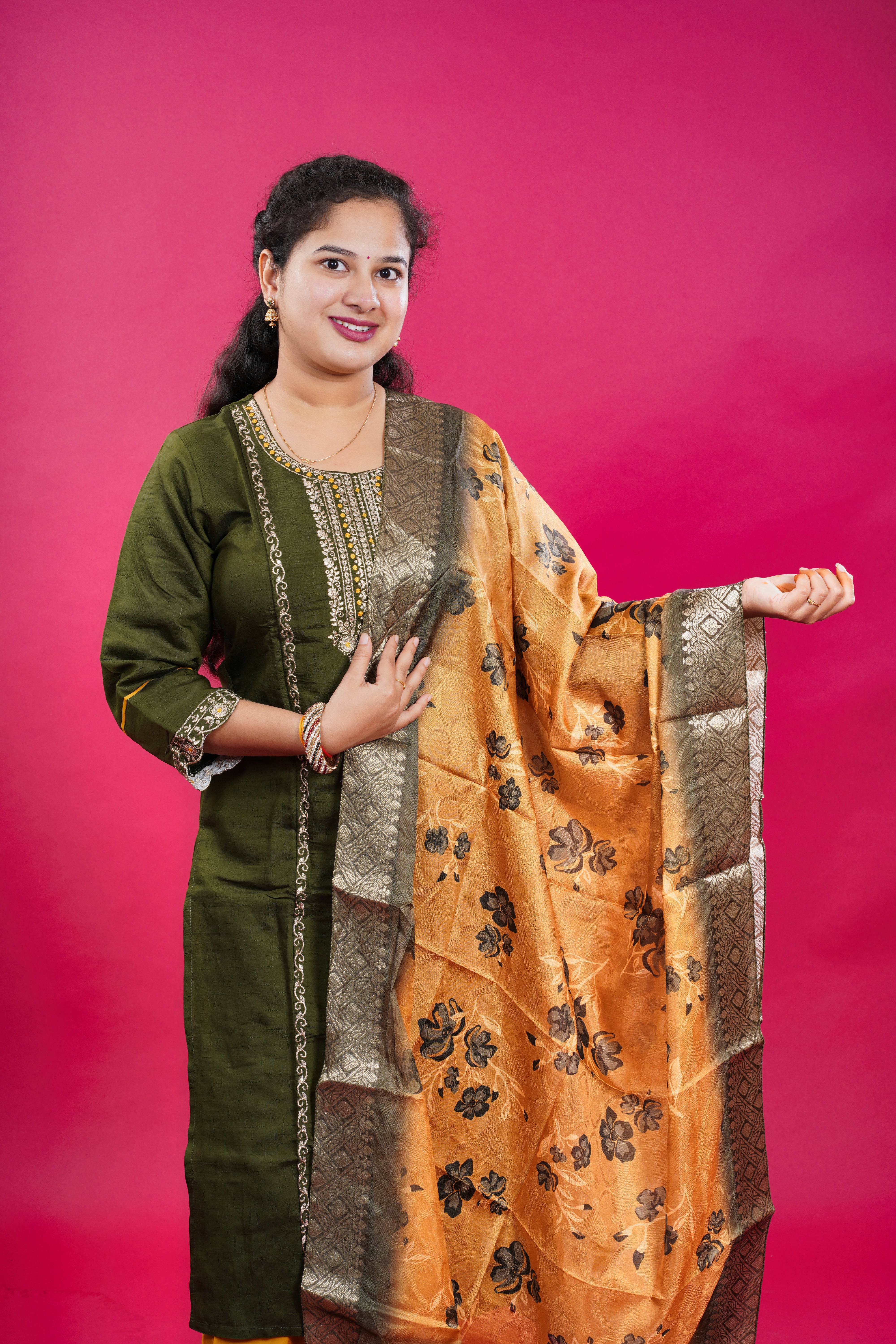 Latest ethnic wear for women