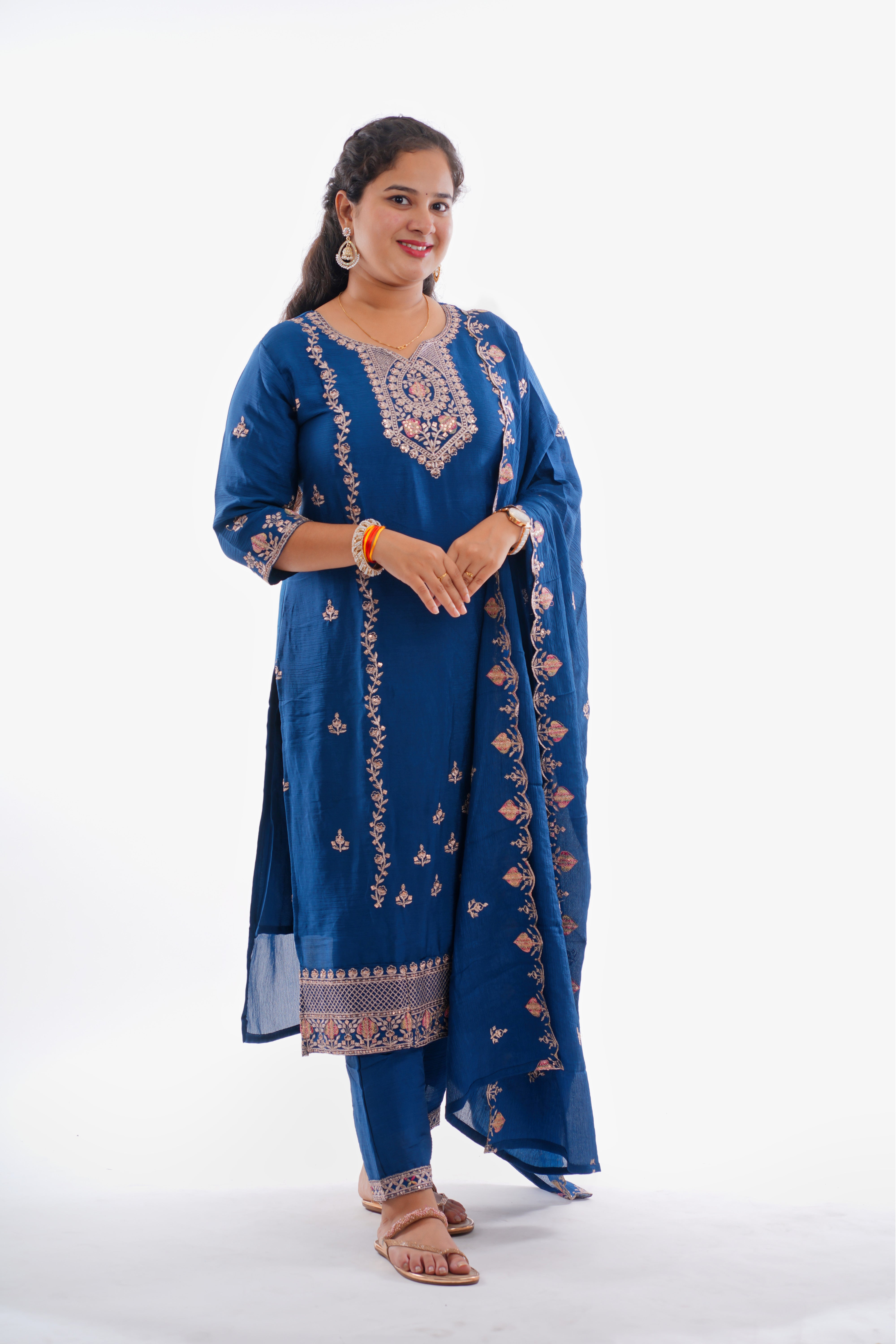 Chinon 3-Piece Kurti Set with Elegant Embroidery