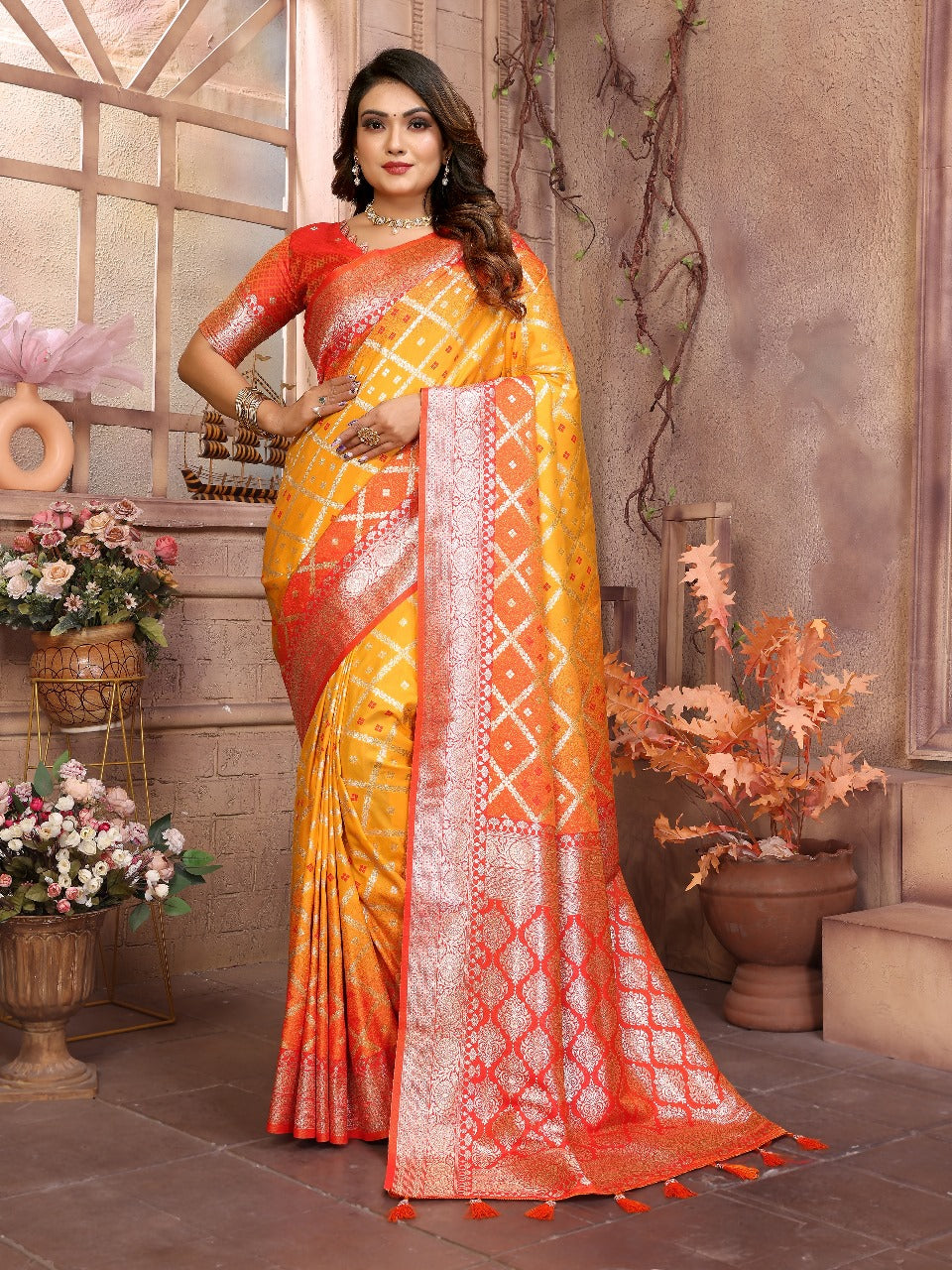 vastralyn saree