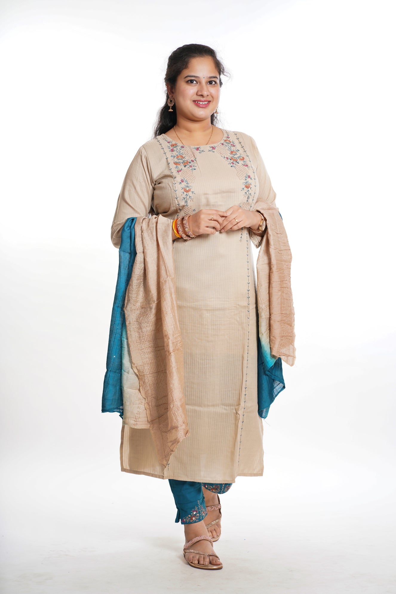 cream kurti with blue pants
