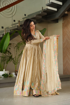 Chinnon embroidered gown set
