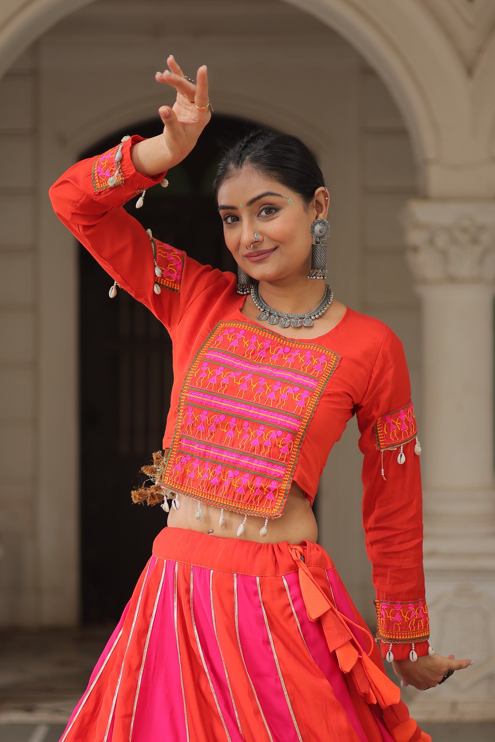 Gamthi embroidered blouse with codi lace