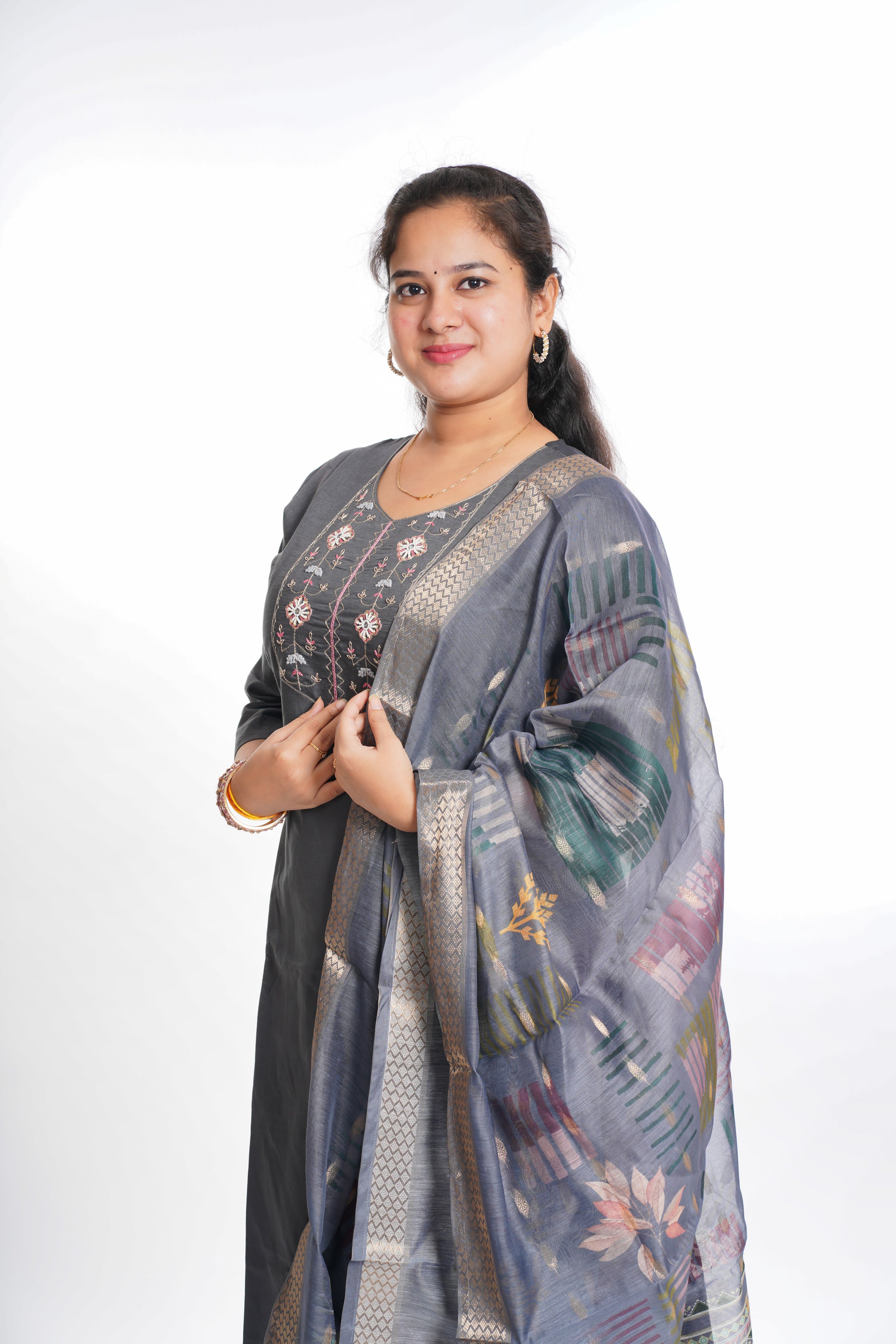 Grey Muslin Cotton Embroidered 3-Piece Kurti Set-Vastralyn