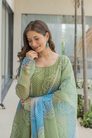 Ethnic Gown Set with Micro Cotton Inner – Close-Up