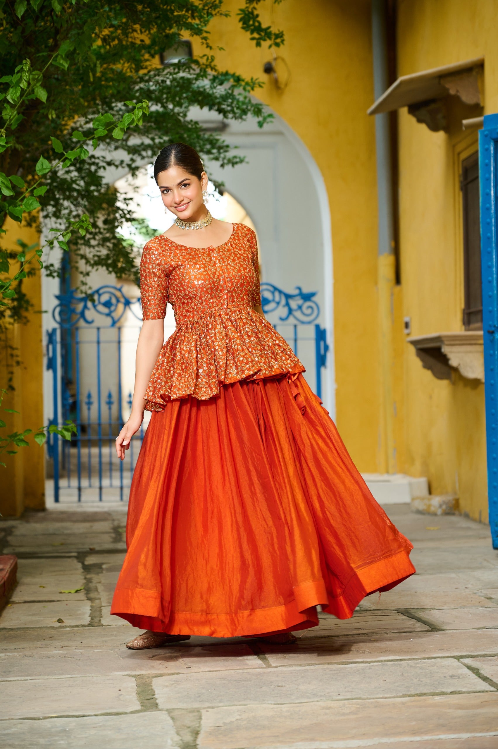 orange-lehenga-set-dori-latkan-closeup.jpg_2