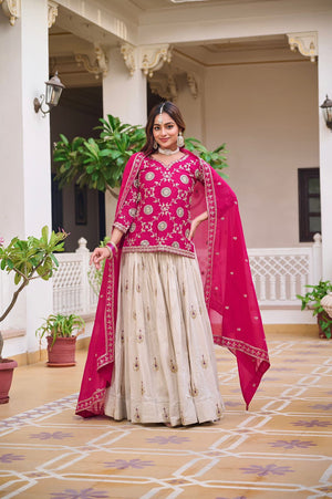 Premium chinon ethnic wear in pink color