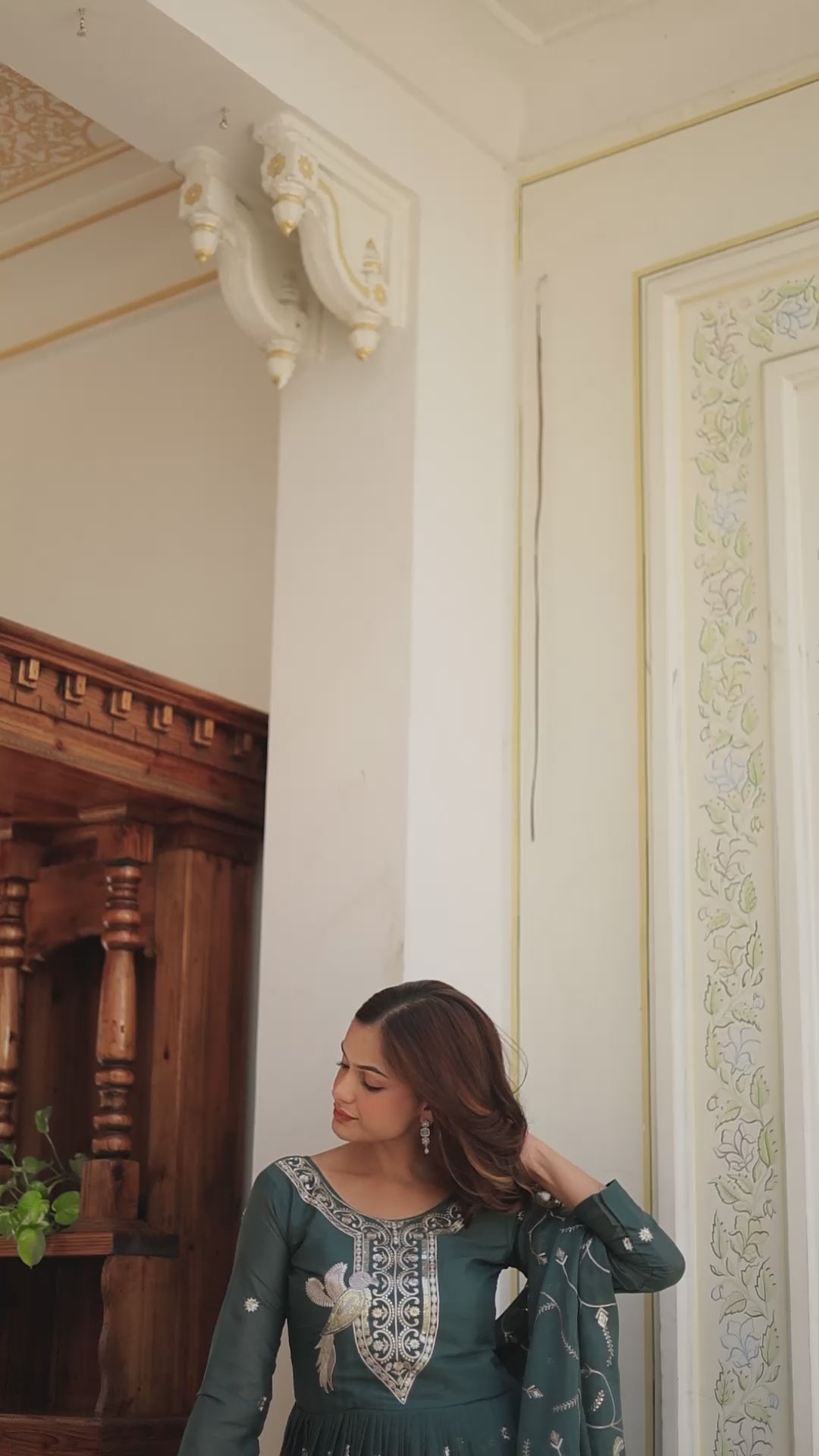 vastralyn gown collection