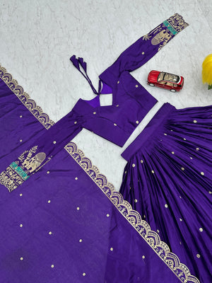 Dupatta Detailing in Purple
