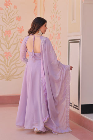 wedding gown for women with dupatta