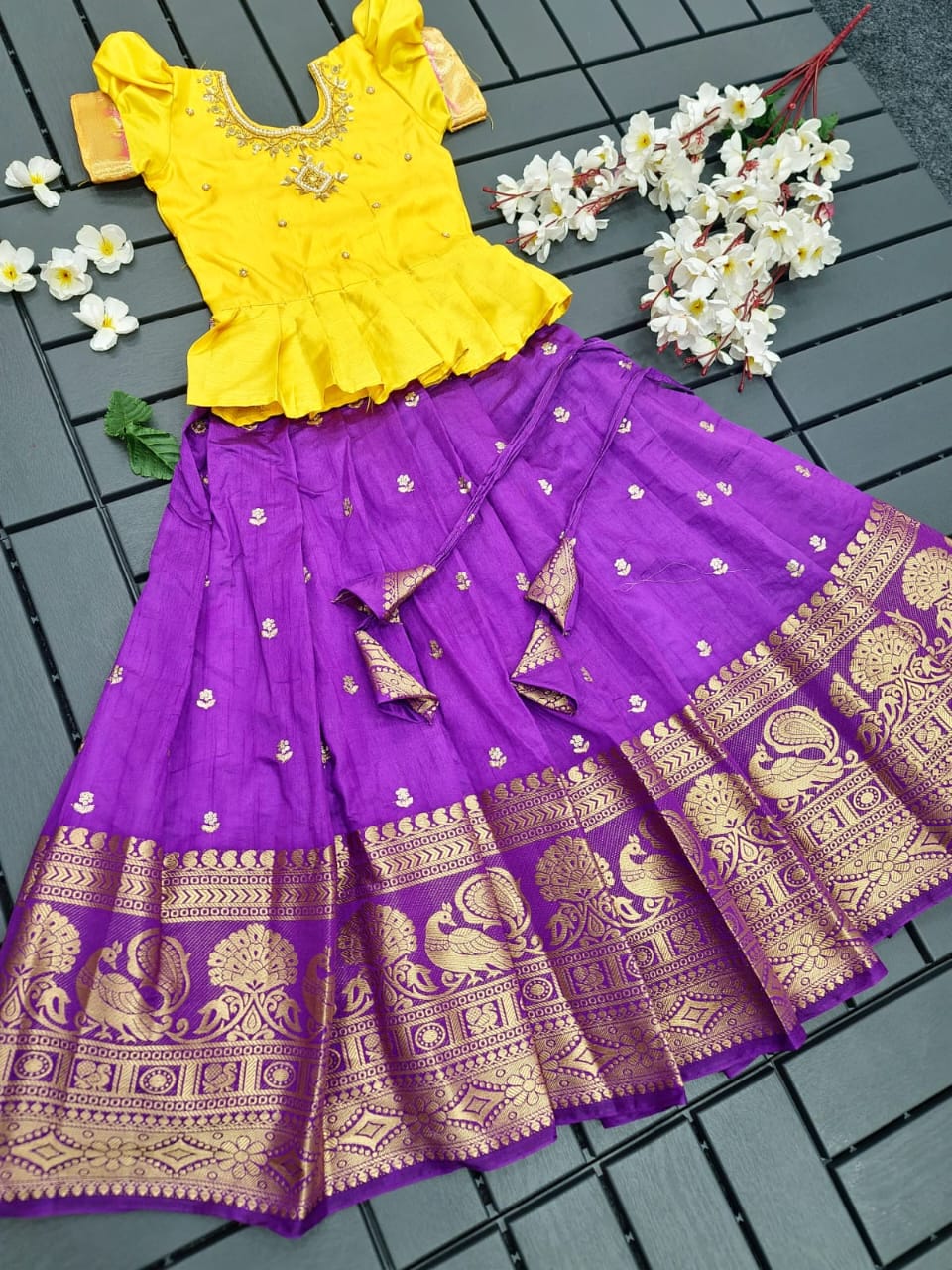  kids traditional dress