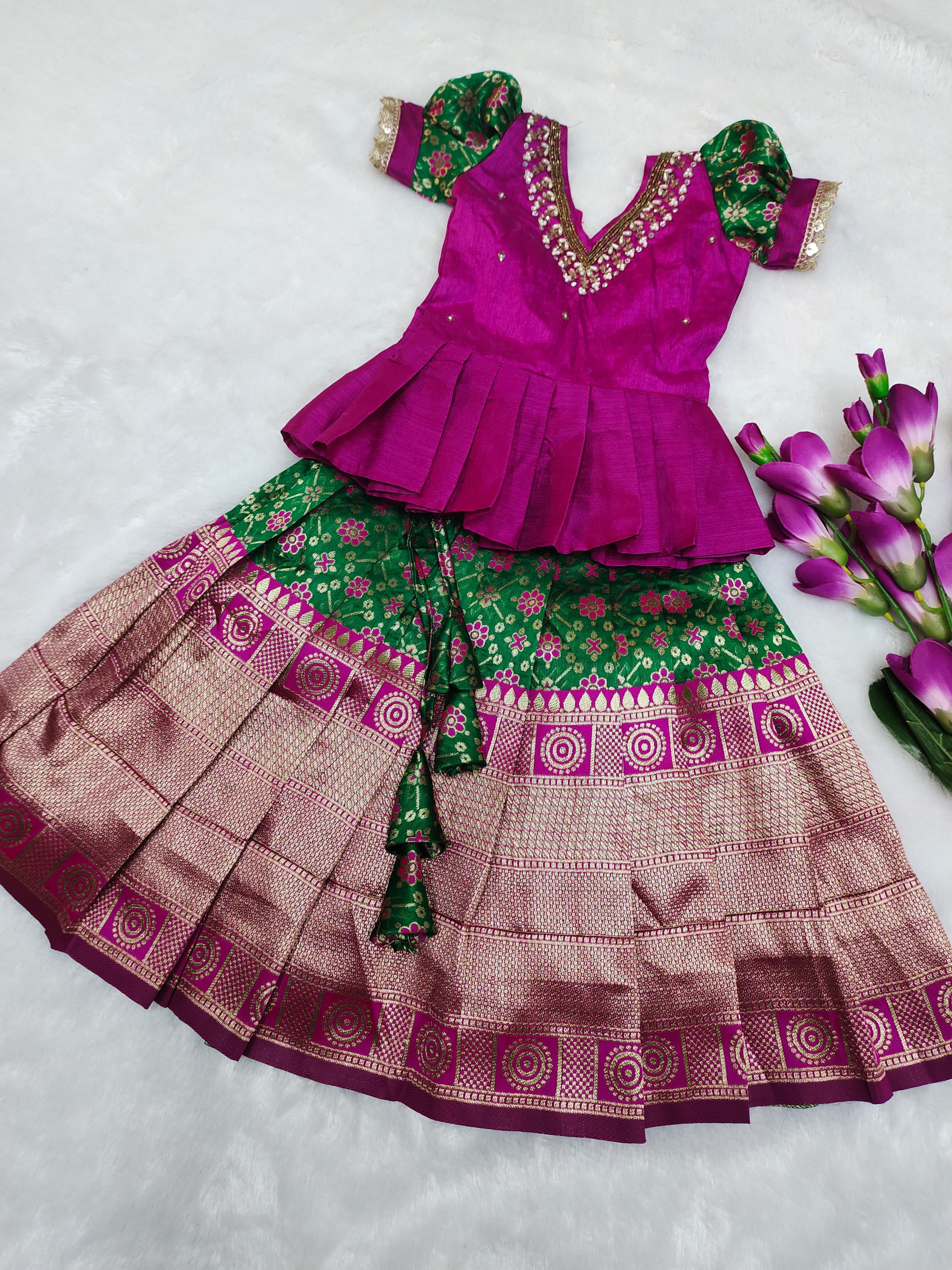  Kids Lehenga