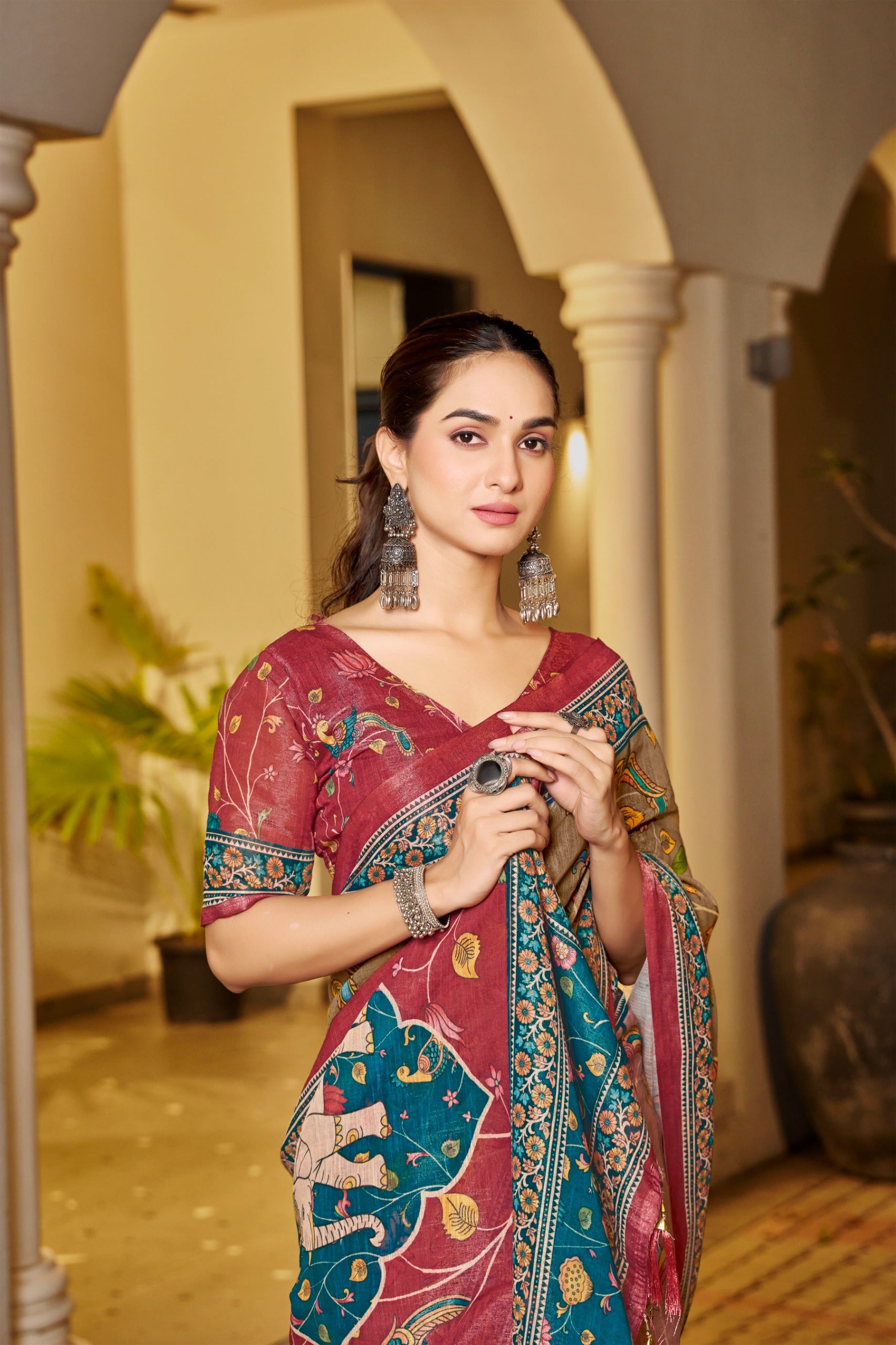 Wedding wear handloom saree for women