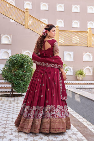 traditional indian lehenga choli with dupatta