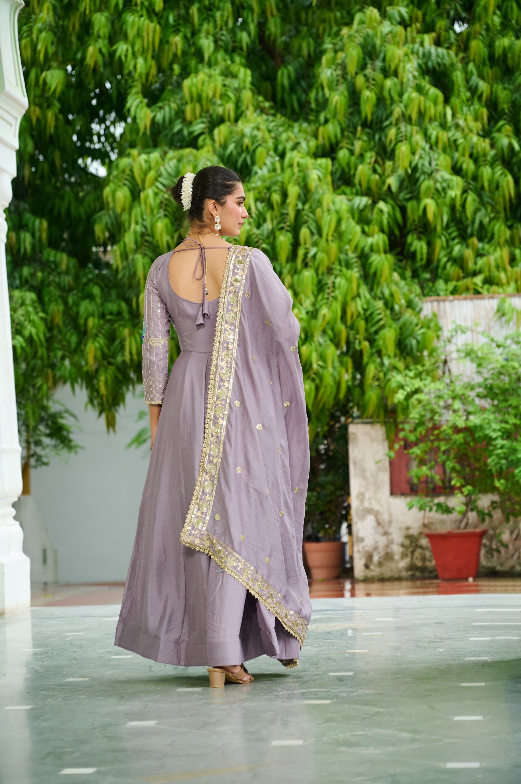Vichitra Silk gown front view with zari and thread work