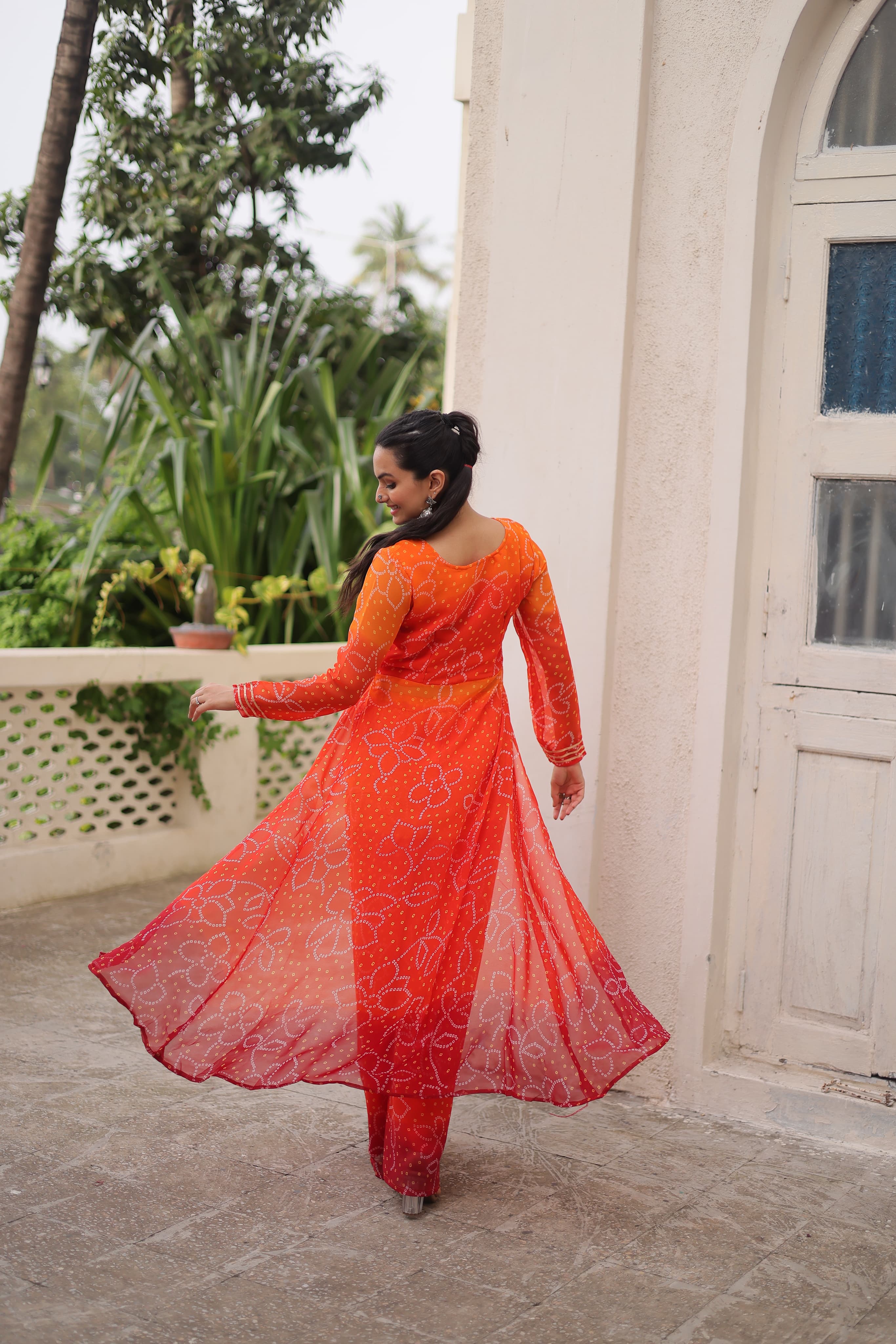 Full sleeve Bandhani kurta for festive wear

