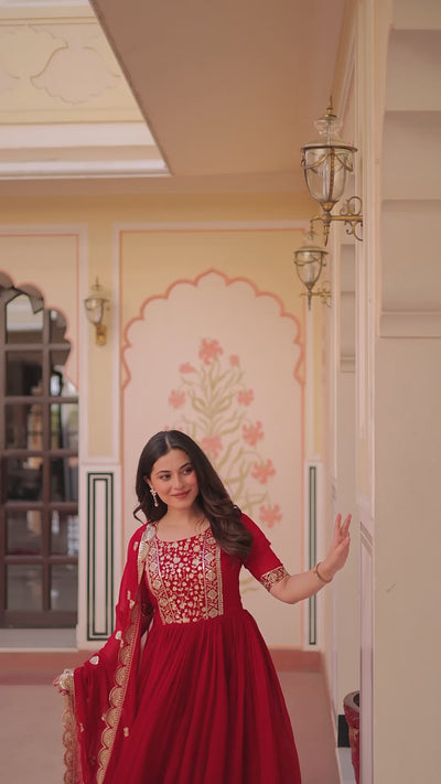 latest gown in online