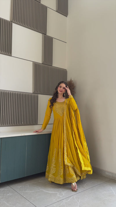 vastralyn gown