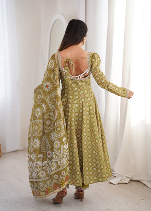 Casual festive gown with mirror lace work