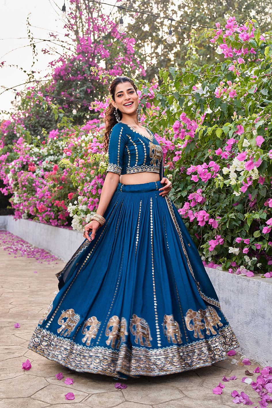 Designer lehenga choli online shopping India