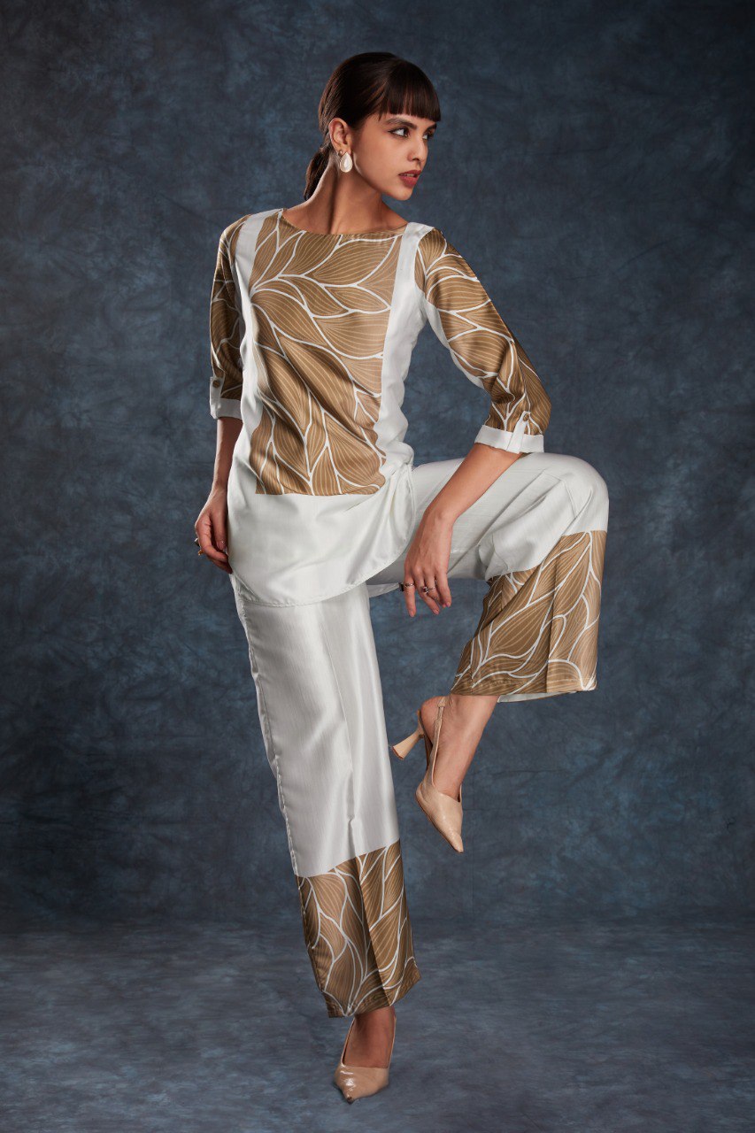 vastralyn co-ord sets
