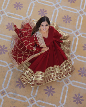  Embroidery Gown