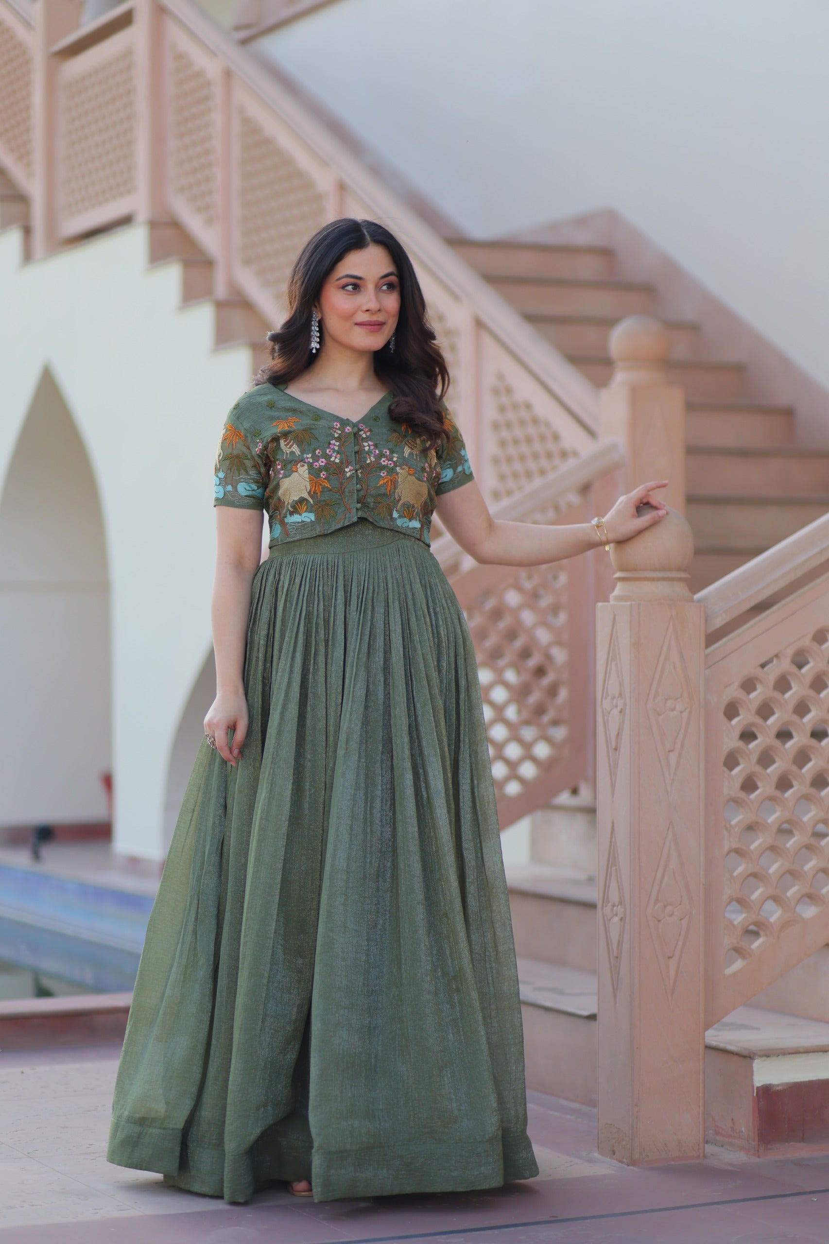  Crunchy Fabric Dress