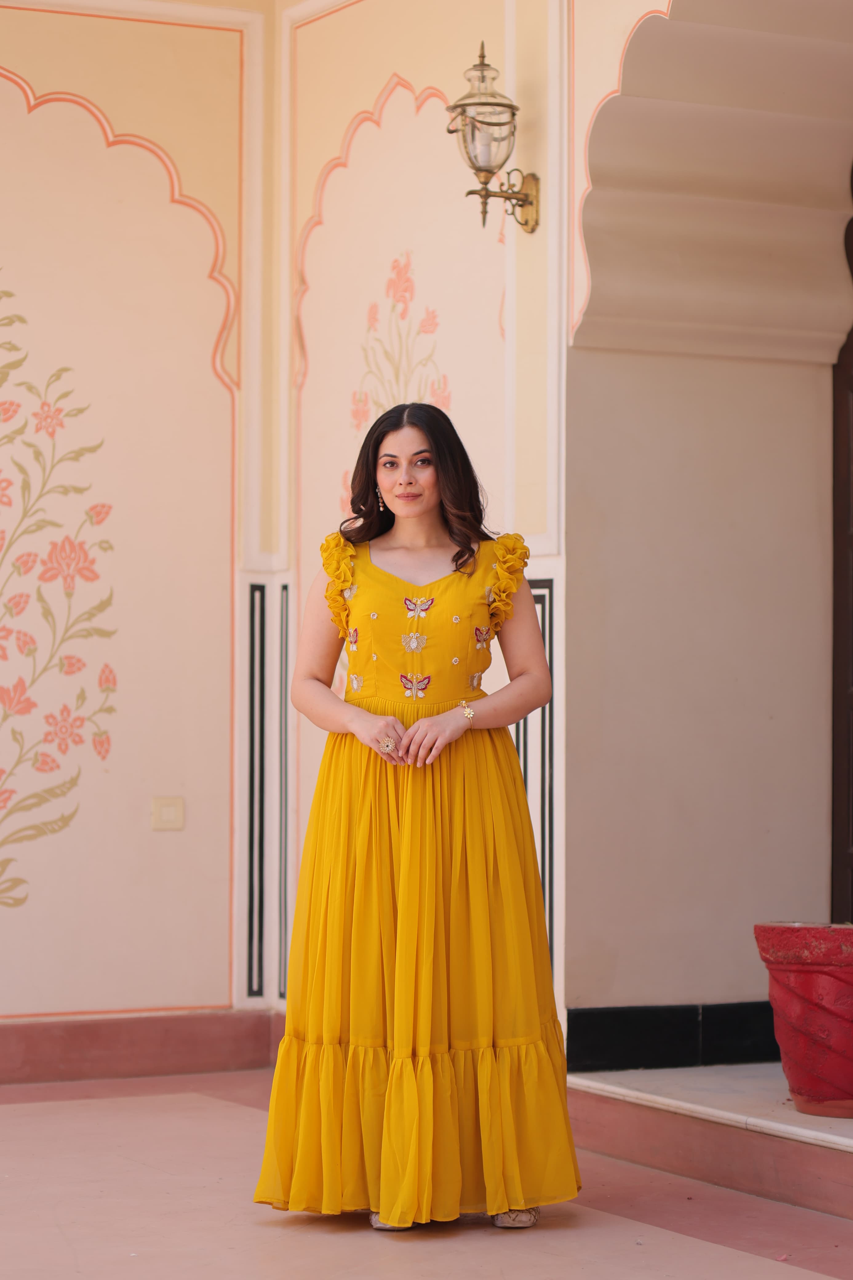  Sleeveless Frill Designer Gown