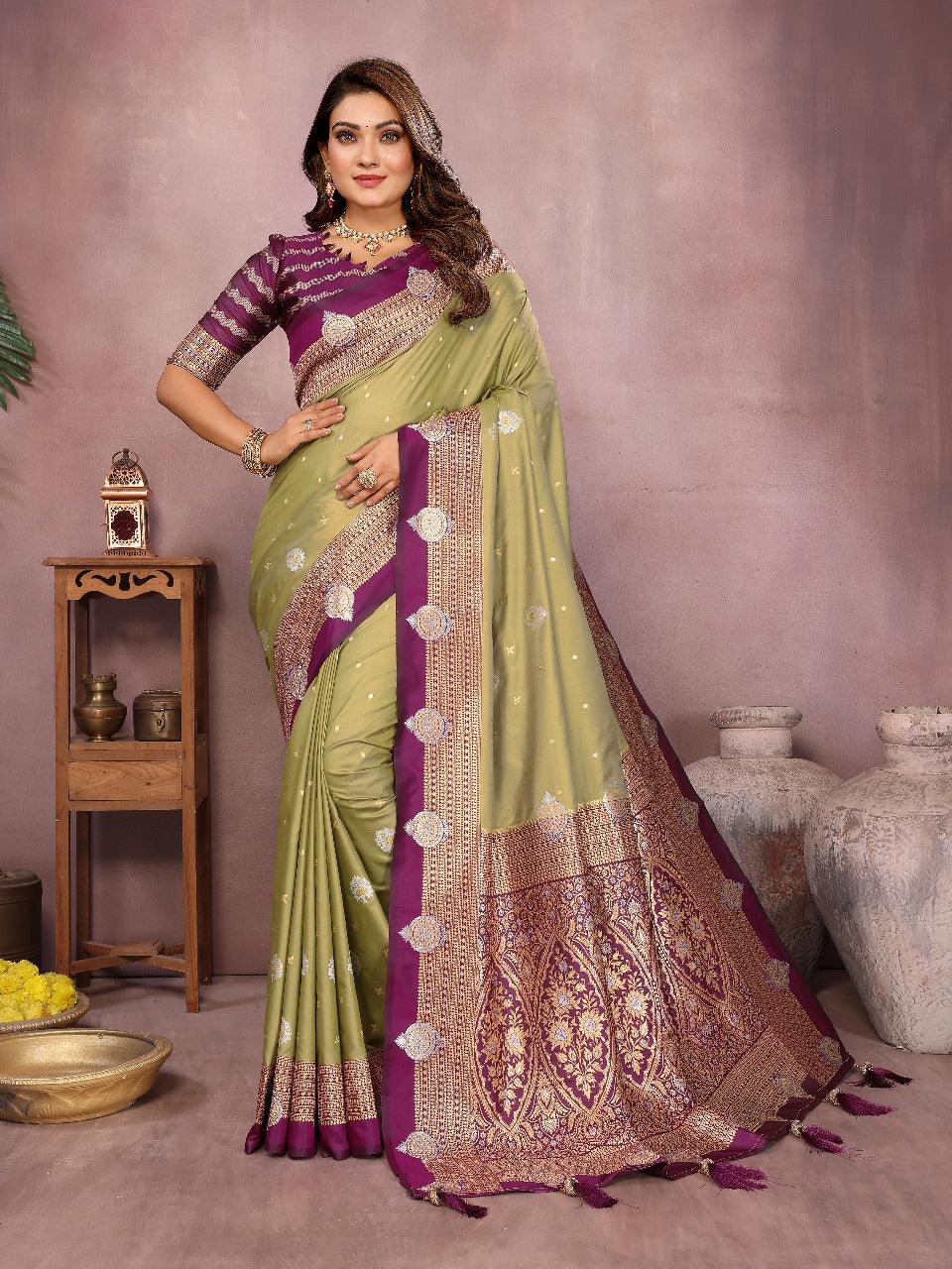 vastralyn saree collection